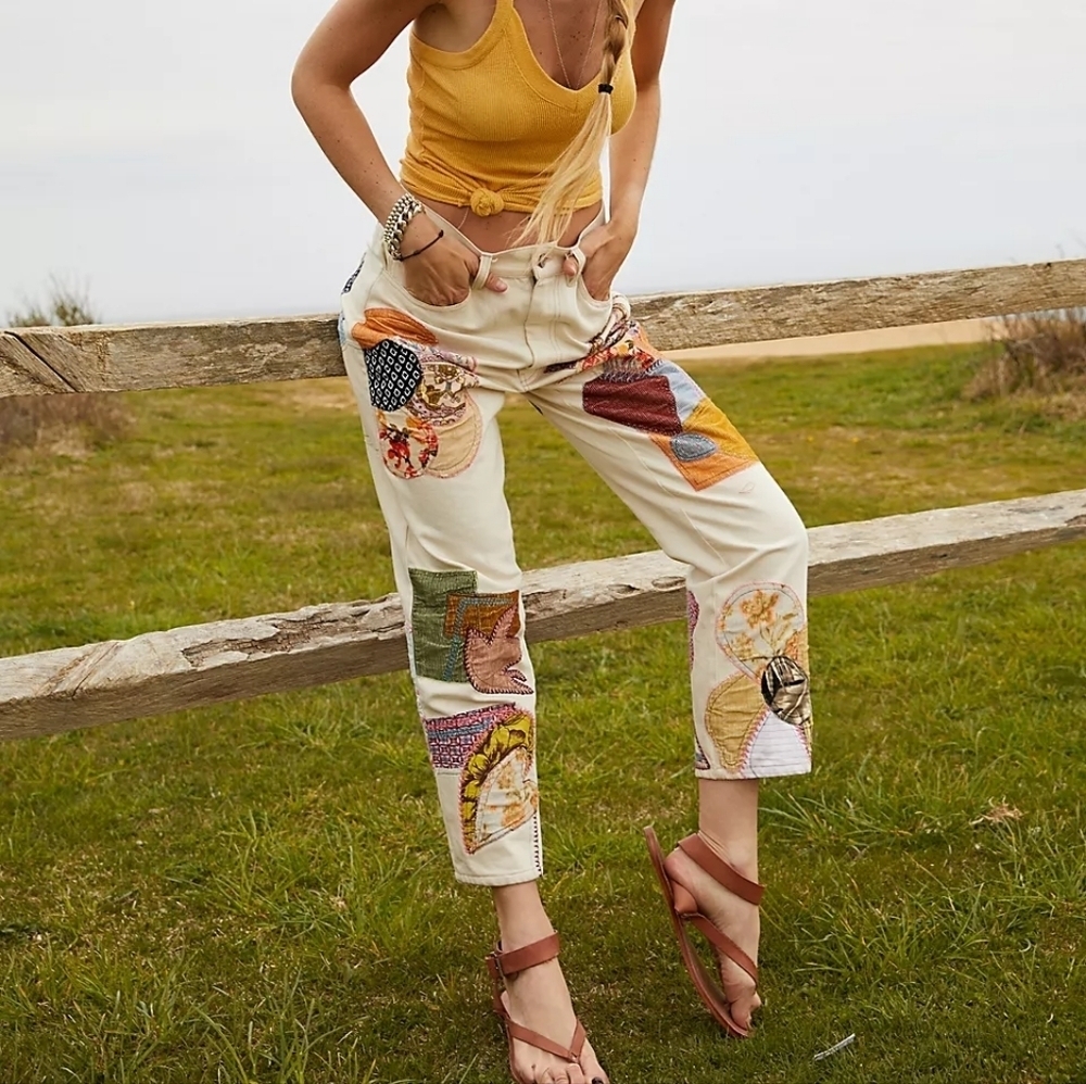 We the Free Sunnies Patched Boyfriend Jeans size 32 NWT
